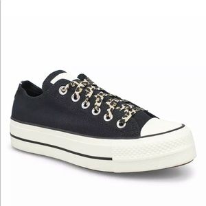 Converse Women's Chuck Taylor All Star Platforms